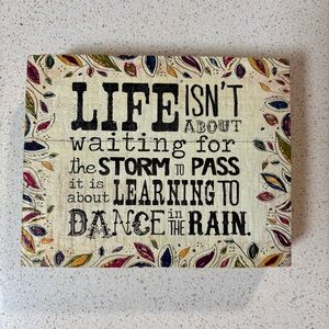 Natural Life Dancing in the Rain Home Decor I1